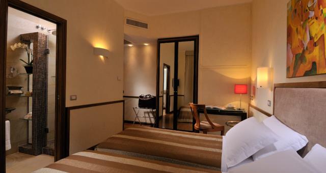 nous avons 55 chambres y 93 lits