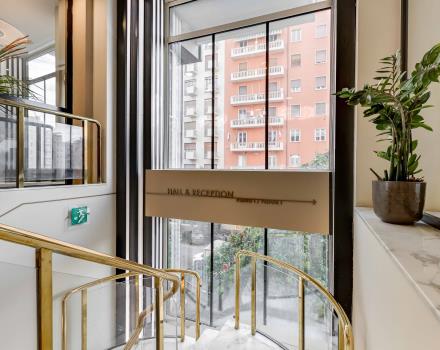 Entrance Hotel Piccadilly