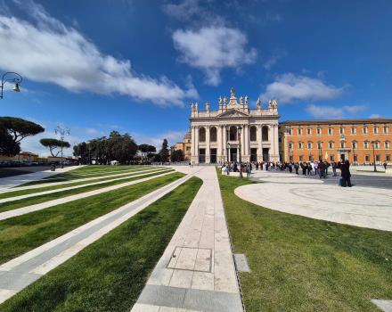 How to reach Hotel Piccadilly