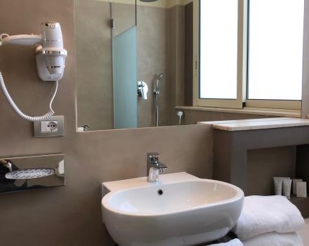 I bagno dell''Hotel Piccadilly ristrutturati nel 2018