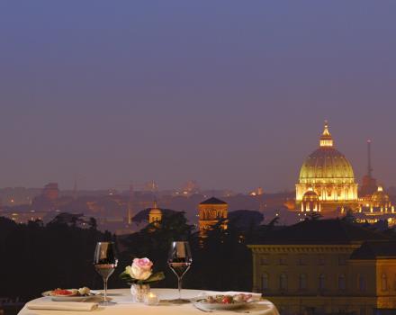 您将访问Roma，尚未找到一家酒店？ 预订 Best Western Hotel Piccadilly酒店吧