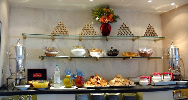 Start your day well with the fantastic breakfast at the Best Western Hotel Piccadilly in the heart of Rome!