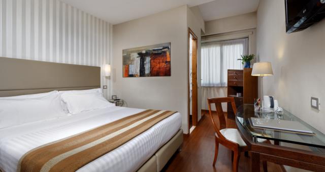 Disfrutar de la relajación en las habitaciones classic del Hotel Piccadilly!