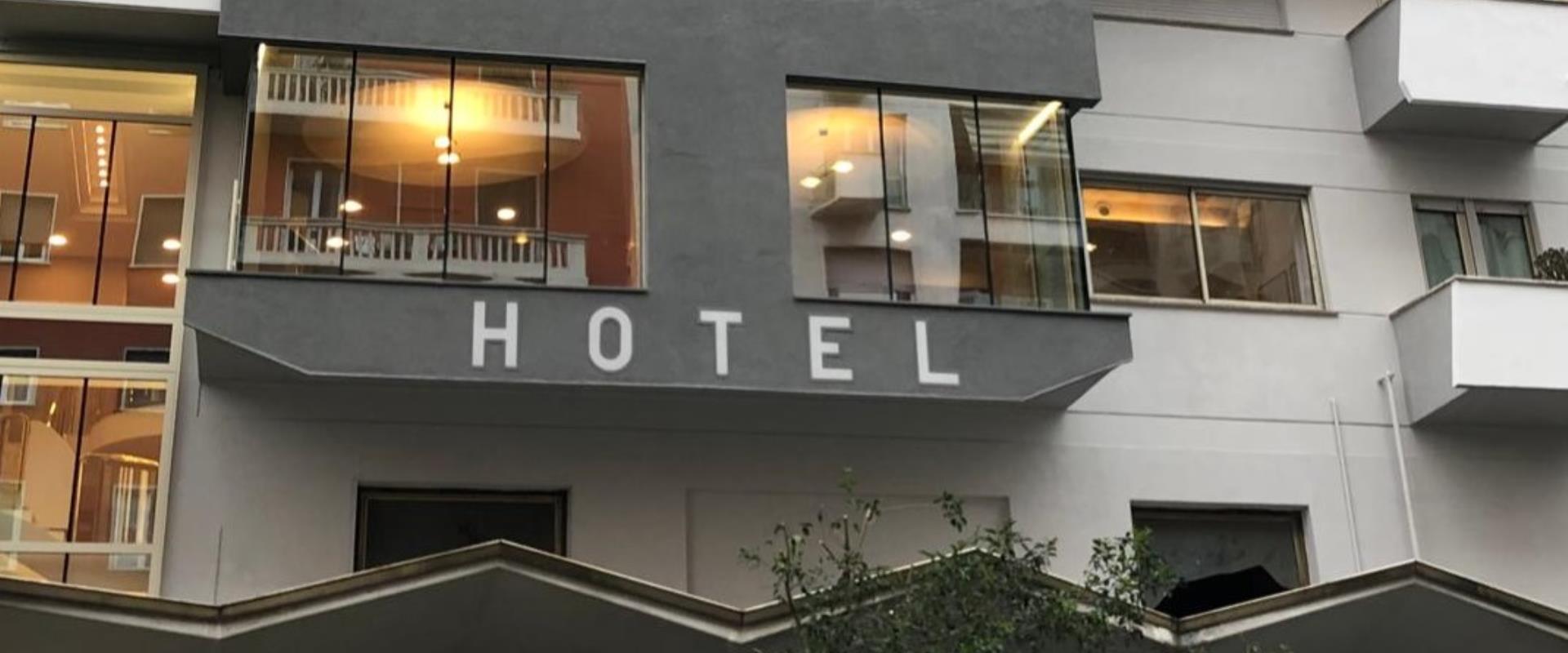 Scopri la nuova Facciata del Best Western Hotel Piccadilly Roma, rifatta nel 2020