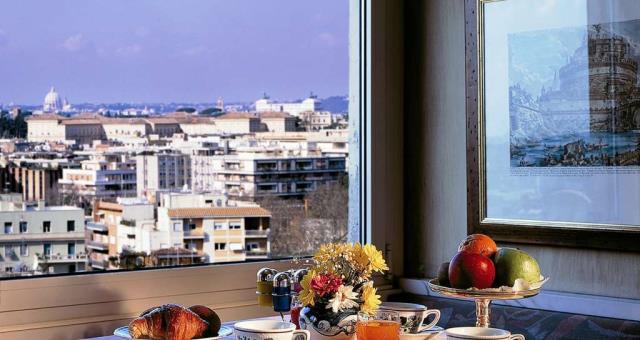 Enjoy an exclusive breakfast at the Best Western Hotel Piccadilly: hosts the perfect buffet to start your day in the capital, from the classical Italian breakfast, with croissants and freshly baked desserts and aromatic coffee, to savory delicacies typical of continental breakfast.