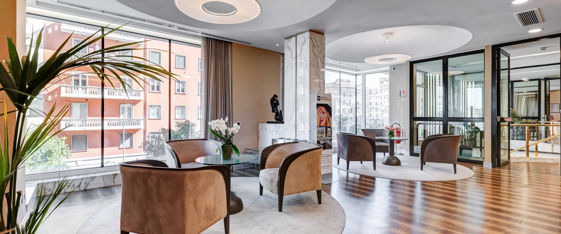 Hall dell''Hotel Piccadilly