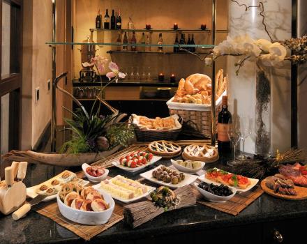 Découvrez le riche petit déjeuner à l'hôtel Best Western Hotel Piccadilly et admirez la vue spectaculaire de Rome !
