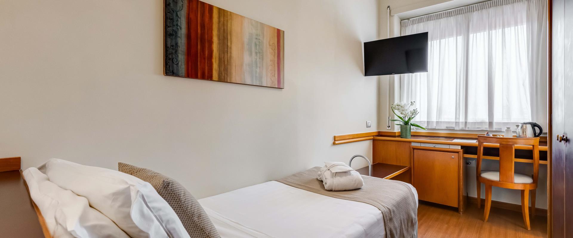 Single Room Hotel Piccadilly